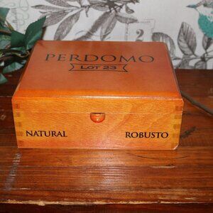 Perdomo Empty wooden cigar box handmade in Nicaragua measures 7.5x6x3